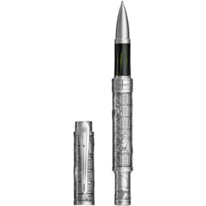 HEMINGWAY: THE ADVENTURER Transcendence and redemption ROLLER